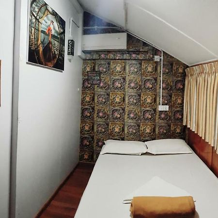 Hostel He-O Yangon Dış mekan fotoğraf