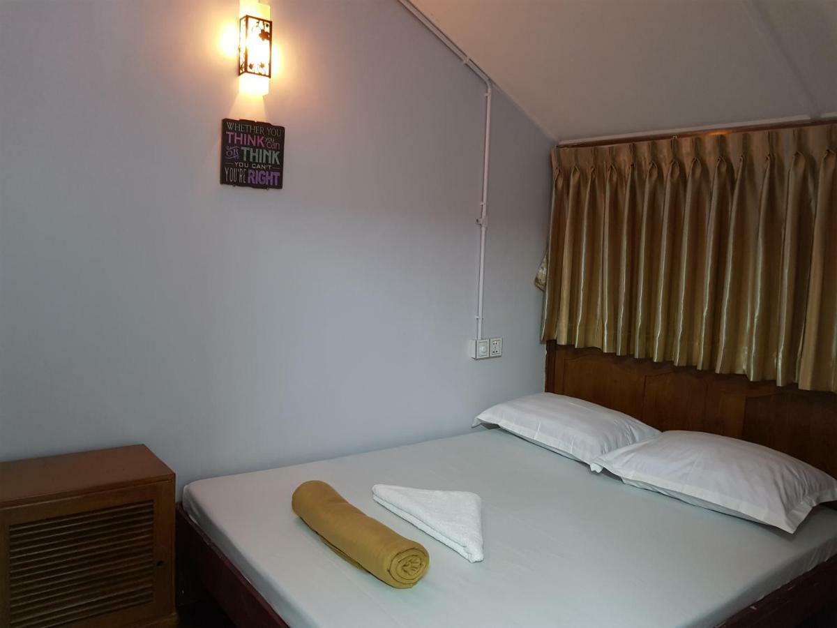 Hostel He-O Yangon Oda fotoğraf